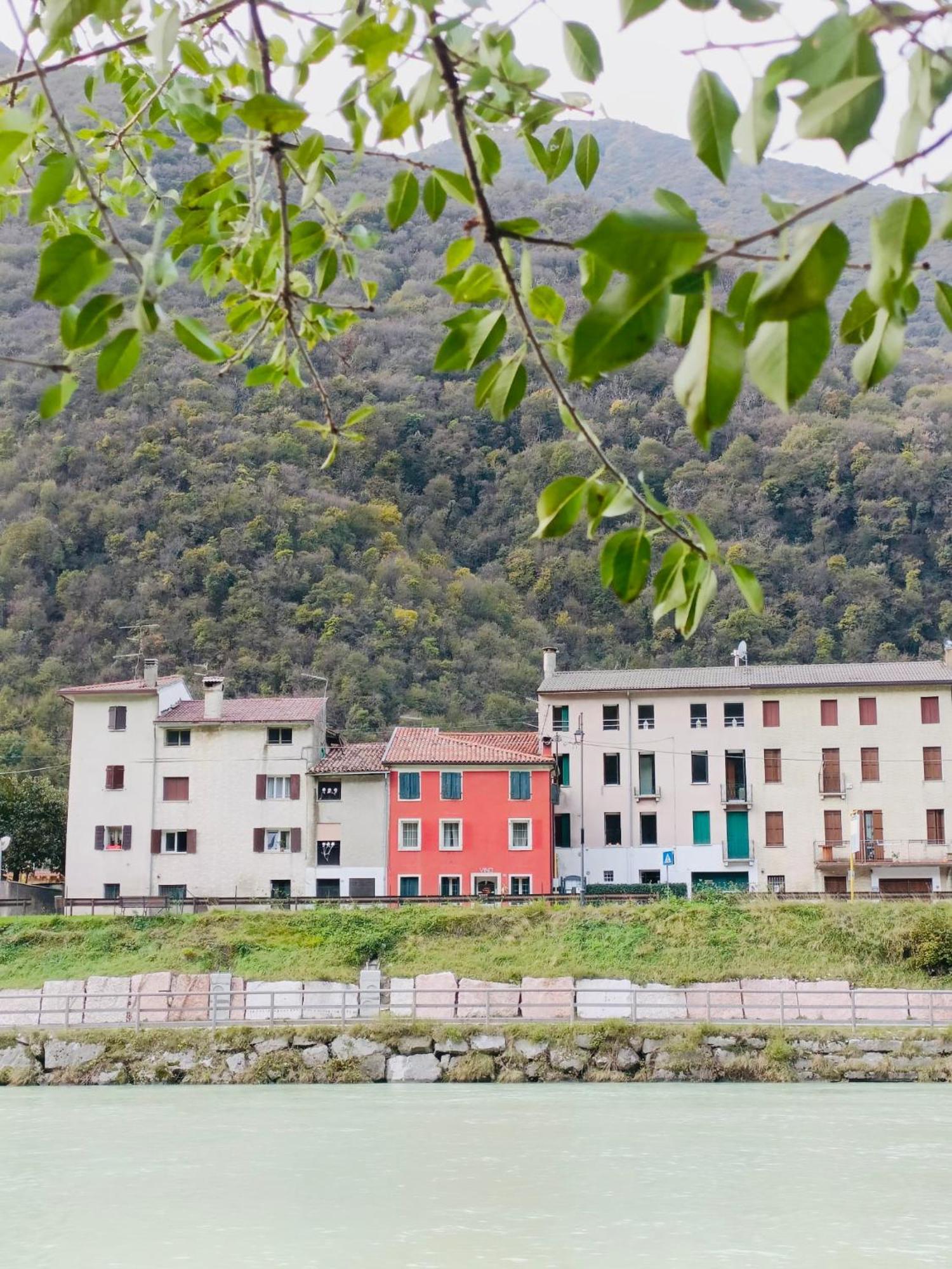 Borgo Lungofiume B&B Valbrenta エクステリア 写真